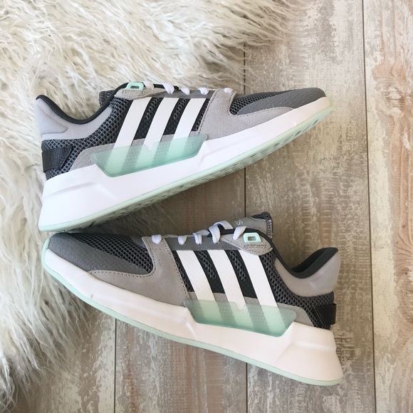 NWT Adidas Run 90S Women’s Shoes - Picture 8 of 8